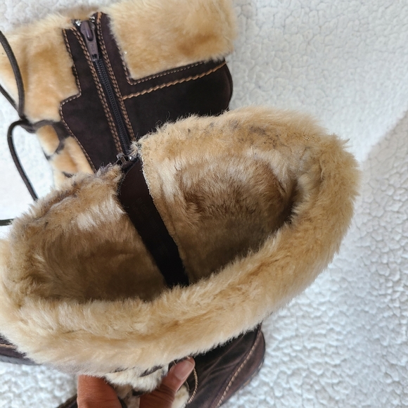 Naturalizer - Devan - suede and faux fur boots - Picture 8 of 11